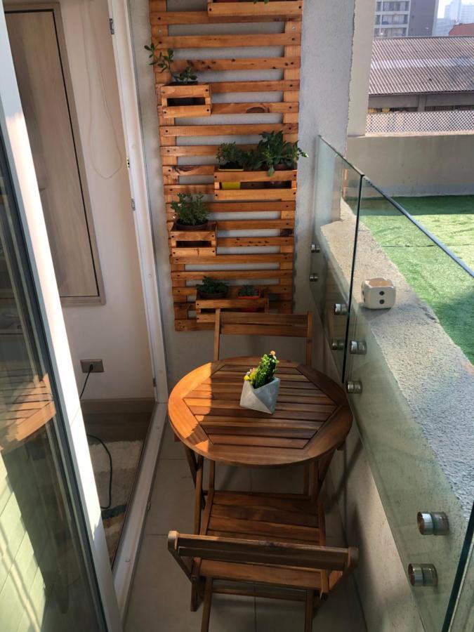 Fino Y Comodo Departamento Metro Irarrazaval Apartamento Santiago